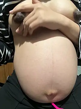 Snapshot of -Harper- chatting on 02/11/26, 04:50 -Harper- online show from 02/11/26, 04:50