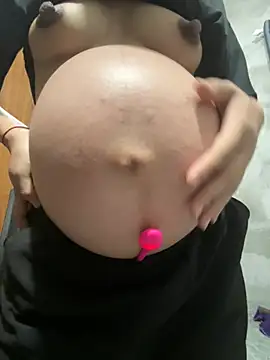 Snapshot of -Harper- chatting on 03/14/26, 09:04 -Harper- online show from 03/14/26, 09:04