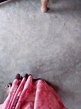 Snapshot of Cr_sonam chatting on 10/09/25, 04:10 Cr sonam online show from 10/09/25, 04:10