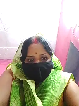 Snapshot of Cr_sonam chatting on 10/26/25, 12:27 Cr sonam online show from 10/26/25, 12:27