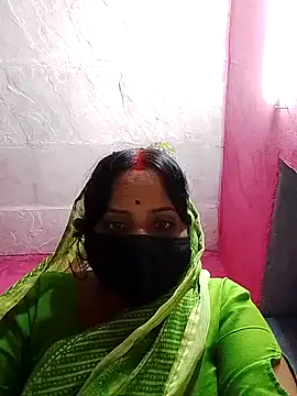 Snapshot of Cr_sonam chatting on 10/28/25, 11:51 Cr sonam online show from 10/28/25, 11:51