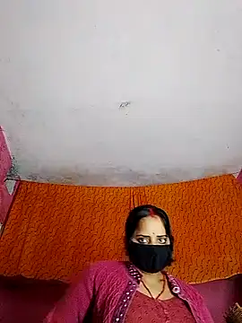 Snapshot of Cr_sonam chatting on 11/10/25, 12:31 Cr sonam online show from 11/10/25, 12:31