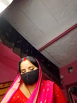 Snapshot of Cr_sonam chatting on 11/20/25, 12:05 Cr sonam online show from 11/20/25, 12:05