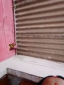 Snapshot of Cr_sonam chatting on 11/26/25, 06:36 Cr sonam online show from 11/26/25, 06:36