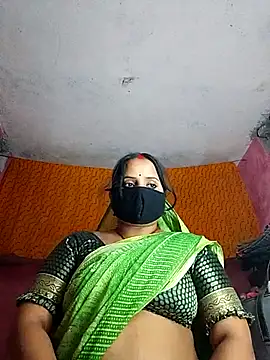 Snapshot of Cr_sonam chatting on 12/16/25, 12:54 Cr sonam online show from 12/16/25, 12:54