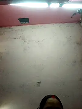 Snapshot of Cr_sonam chatting on 12/23/25, 07:17 Cr sonam online show from 12/23/25, 07:17