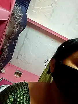 Snapshot of Cr_sonam chatting on 01/14/26, 09:48 Cr sonam online show from 01/14/26, 09:48