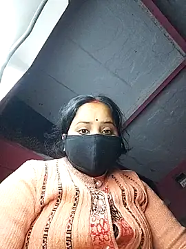 Snapshot of Cr_sonam chatting on 02/21/26, 12:22 Cr sonam online show from 02/21/26, 12:22