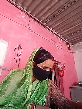 Snapshot of Cr_sonam chatting on 02/25/26, 06:34 Cr sonam online show from 02/25/26, 06:34