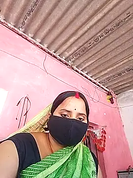 Snapshot of Cr_sonam chatting on 02/26/26, 06:34 Cr sonam online show from 02/26/26, 06:34