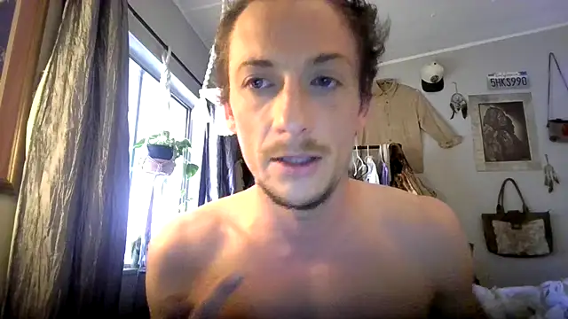 Snapshot of Dubbsssss chatting on 03/10/26, 11:43 Dubbsssss online show from 03/10/26, 11:43