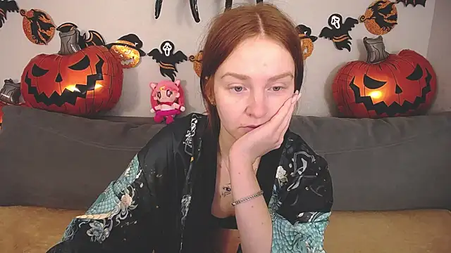 Evarey  online show from 10/24/25, 05:26