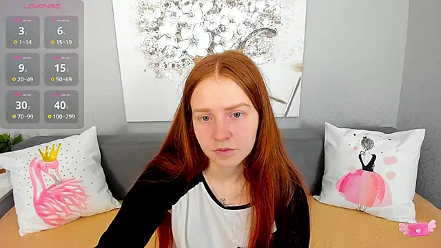 Evarey  online show from 12/03/25, 06:32