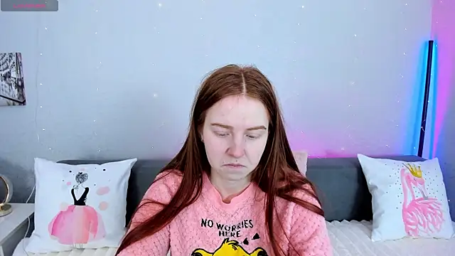 Snapshot of Evarey_ chatting on 01/19/26, 06:17 Evarey online show from 01/19/26, 06:17