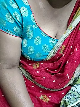 Queen washna1 online show from 11/17/25, 07:36