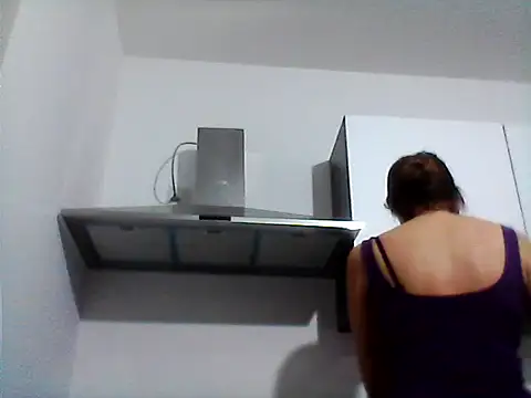 Snapshot of Karivane chatting on 02/12/26, 06:03 Karivane online show from 02/12/26, 06:03