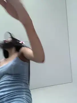 emi star online show from 11/17/25, 10:26