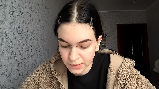 Wallazar cute online show from 10/20/25, 01:11