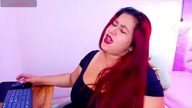 Addyy 02 online show from 10/07/25, 11:51