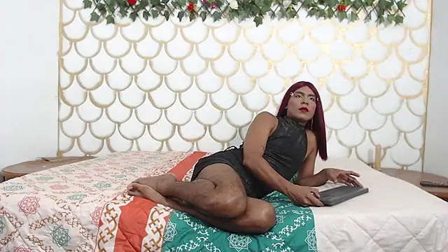 Snapshot of nahomy_smiith chatting on 02/06/26, 05:23 nahomy smiith online show from 02/06/26, 05:23