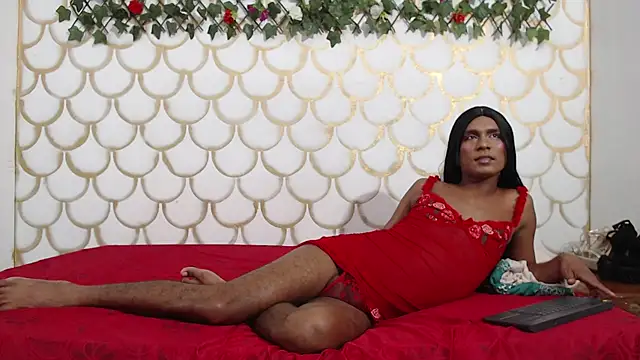 Snapshot of nahomy_smiith chatting on 02/26/26, 05:06 nahomy smiith online show from 02/26/26, 05:06