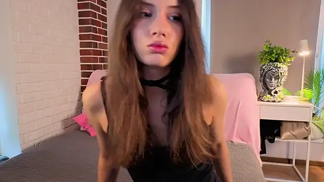 MissyHuf online show from 10/29/25, 08:16