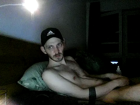 MolleDolle online show from 10/26/25, 03:34