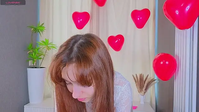 Snapshot of kitsun_ne chatting on 02/14/26, 06:21 kitsun ne online show from 02/14/26, 06:21