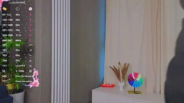 Snapshot of kitsun_ne chatting on 02/26/26, 05:39 kitsun ne online show from 02/26/26, 05:39