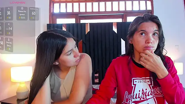 Sofy and Mia online show from 11/14/25, 12:26