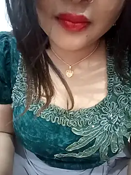 Beauty Queen Soniya online show from 11/24/25, 04:18