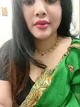 Snapshot of Beauty_Queen_Soniya chatting on 07/20/26, 11:45 Beauty Queen Soniya online show from 07/20/26, 11:45