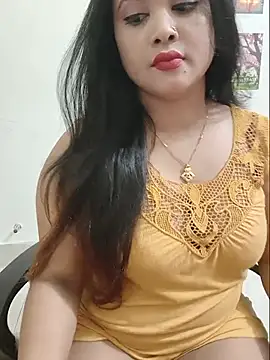 Snapshot of Beauty_Queen_Soniya chatting on 07/28/26, 12:01 Beauty Queen Soniya online show from 07/28/26, 12:01