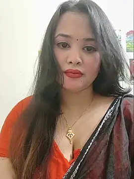 Snapshot of Beauty_Queen_Soniya chatting on 07/31/26, 03:22 Beauty Queen Soniya online show from 07/31/26, 03:22