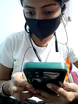 Payal G online show from 11/25/25, 03:28