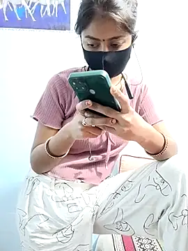 Payal G online show from 12/18/25, 03:34