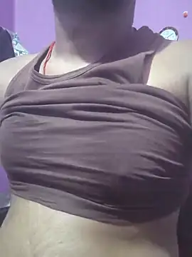 Snapshot of Y0ur_Slave chatting on 11/06/25, 11:33 Y0ur Slave online show from 11/06/25, 11:33