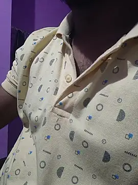 Snapshot of Y0ur_Slave chatting on 01/07/26, 05:37 Y0ur Slave online show from 01/07/26, 05:37