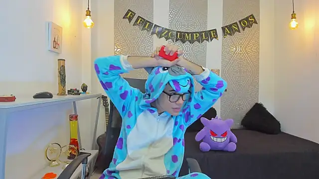 JacobBlackwell  online show from 11/20/25, 07:24