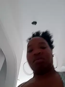 Snapshot of Bigasshott_ chatting on 01/05/26, 07:17 Bigasshott online show from 01/05/26, 07:17