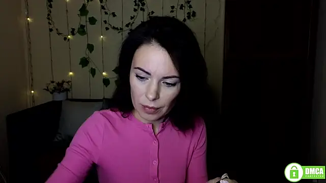 Rita lovvylyou online show from 10/20/25, 05:30