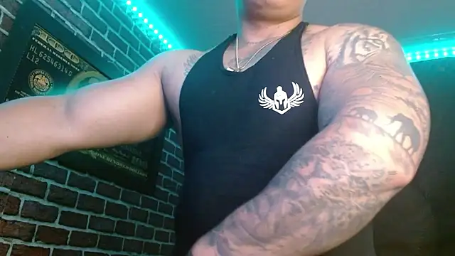 jordan bigcock  online show from 01/12/26, 07:30