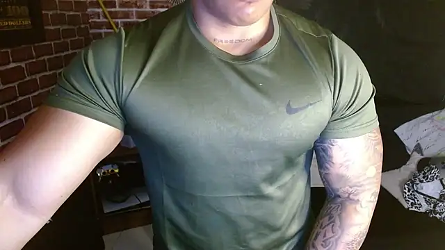 Snapshot of jordan_bigcock_ chatting on 06/14/26, 03:36 jordan bigcock online show from 06/14/26, 03:36