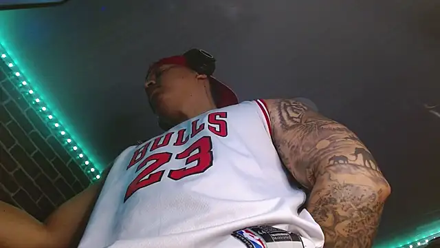 jordan bigcock  online show from 06/21/26, 06:43