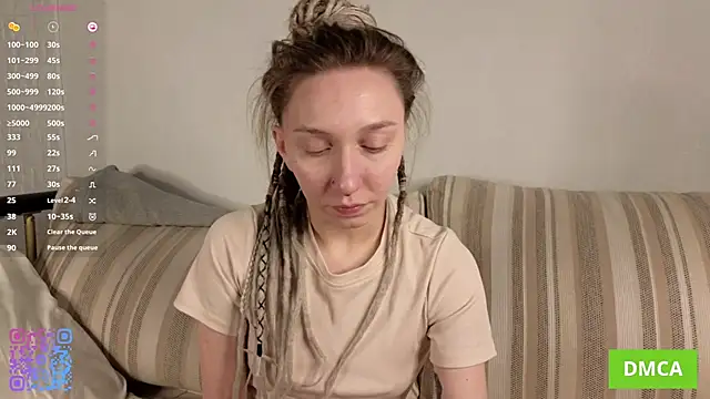 JohnetteConstine online show from 10/28/25, 05:11