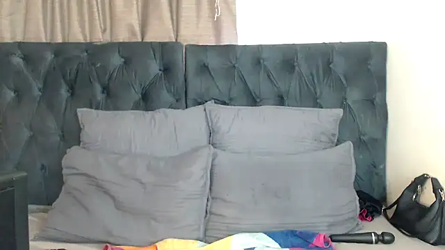 Snapshot of MissLola026 chatting on 07/21/26, 02:58 MissLola026 online show from 07/21/26, 02:58