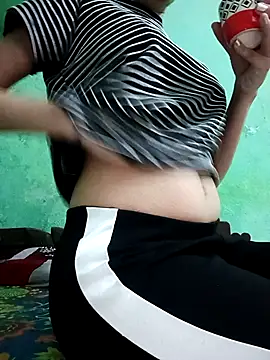 Hornyme18 online show from 12/14/25, 04:29