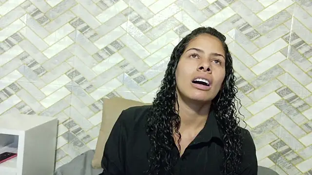 Snapshot of nairobi8 chatting on 10/12/25, 03:44 nairobi8 online show from 10/12/25, 03:44