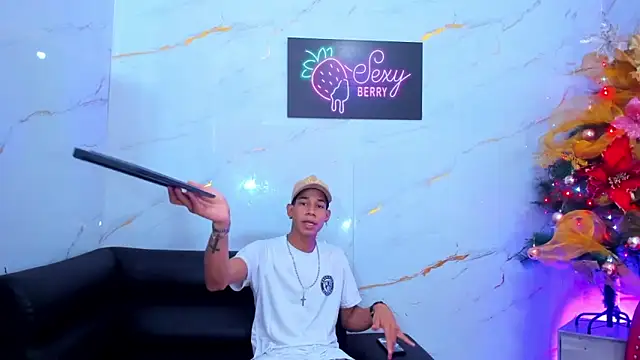 Little nicoll online show from 12/01/25, 10:26