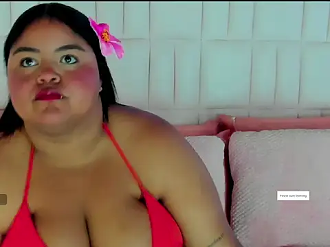 Snapshot of LunaaBlaze chatting on 11/09/25, 12:47 LunaaBlaze online show from 11/09/25, 12:47